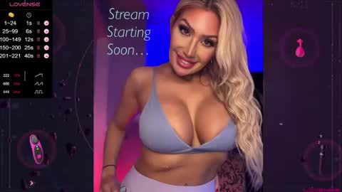 Scarlett Paisley Glamour online show from March 11, 2:50 pm