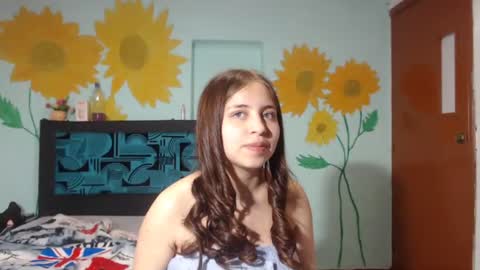 zoe_mia__ online show from April 12, 2:54 pm